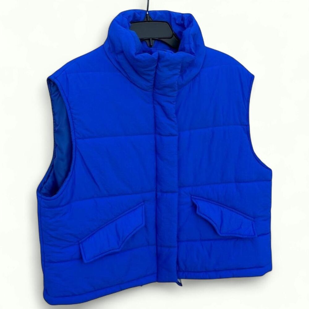 She+Sky blue puffer vest with pockets, size M